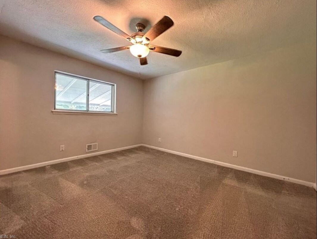 Building Photo - 4745 Whistler Ln