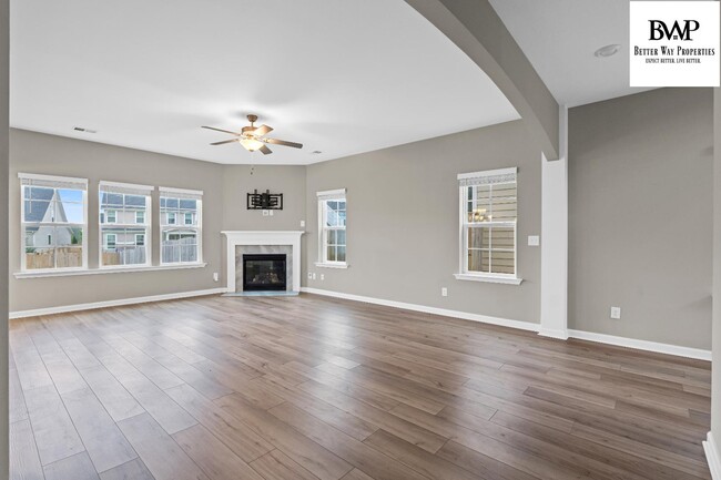 Building Photo - 525 Harbour Pointe Dr