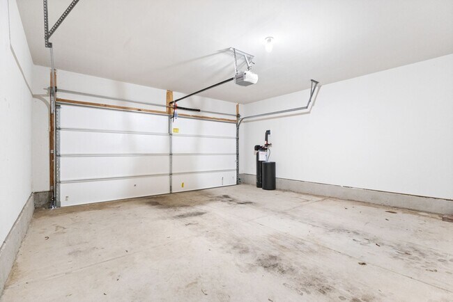 Building Photo - 2526 Wentwood Run