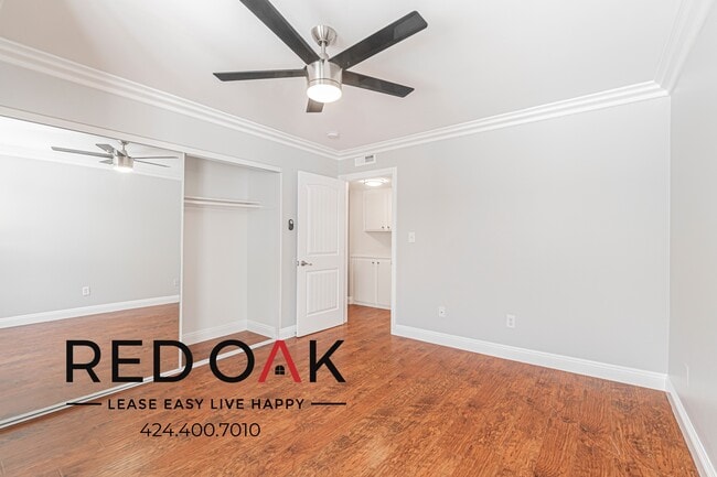 Building Photo - 5325 Cartwright Ave