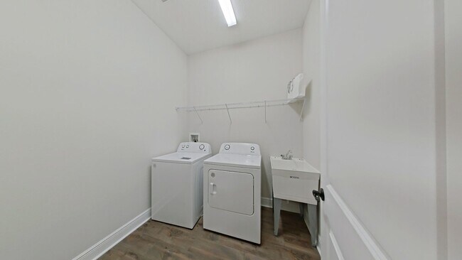 Building Photo - Resort-Style 55+ Living in Four Seasons at Orlando | Upgraded Corner Lot Home