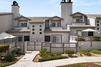 Building Photo - 2 Bedroom Rancho Cucamonga Condo