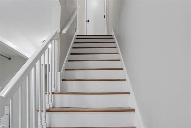 Building Photo - 2421 Julie Ct