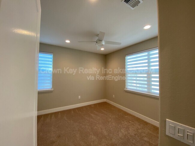 Building Photo - 17539 Beachwood Rd