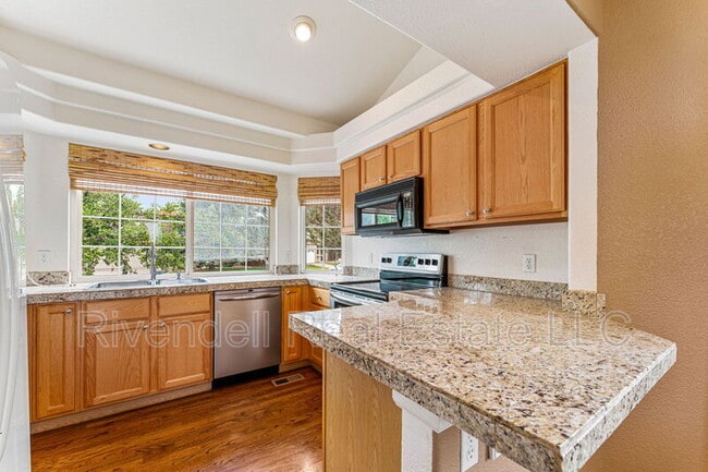 Building Photo - 1547 Spring Water Way