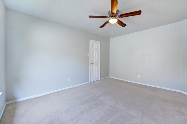 Building Photo - 16814 Benwick Dr
