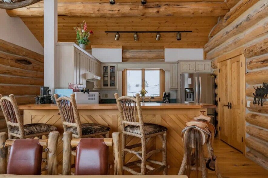 Building Photo - 10455 Rammell Mountain Rd