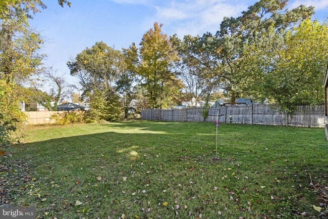 Building Photo - 6602 Halleck St