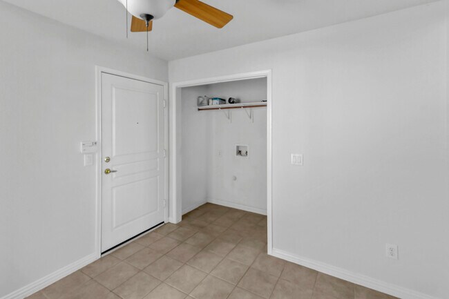 Building Photo - 855 Scenic Ranch Cir