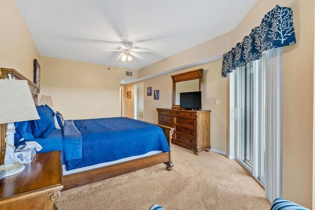 Building Photo - Beautiful Ocean Walk Condo