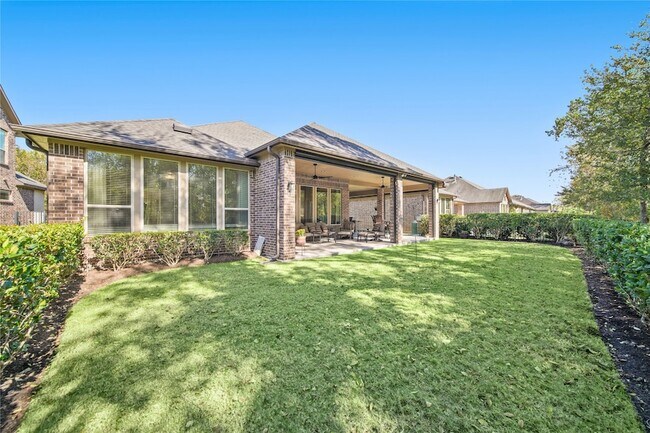 Building Photo - 9510 Spring Rose Dr