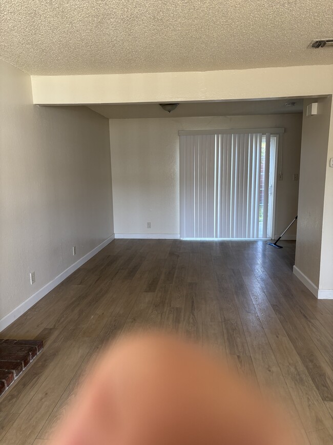 Building Photo - 1713 Askren Ct