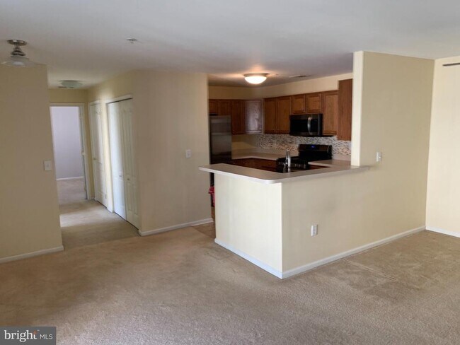 Building Photo - 110 Lionheart Ln