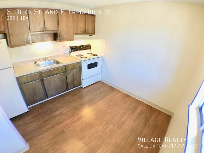 Building Photo - 119 S Duke St