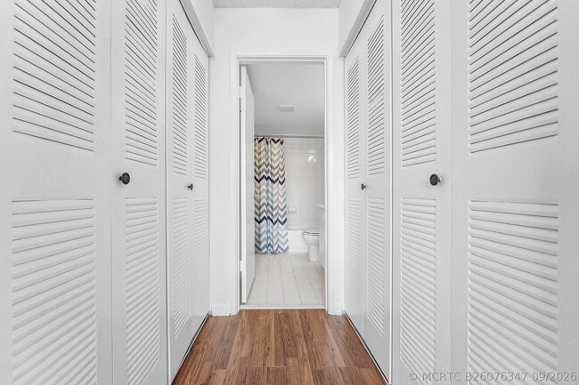 Building Photo - 167 Yacht Club Way