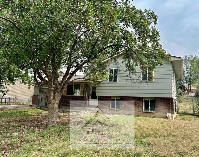 Building Photo - 6873 Metropolitan St