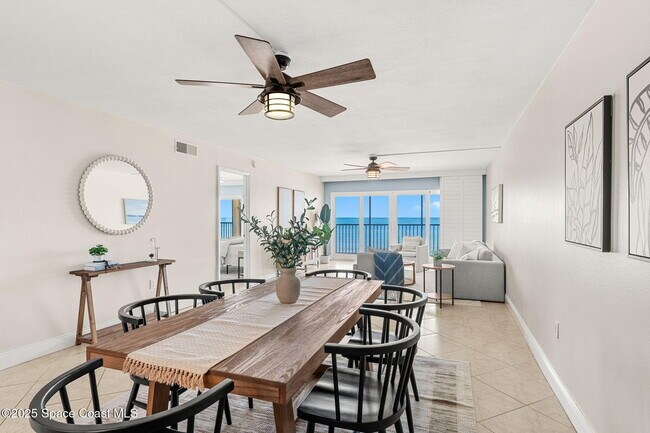 Building Photo - 1125 Jimmy Buffett Mem Hwy