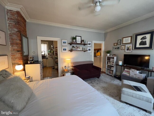 Building Photo - 257 S 20th St