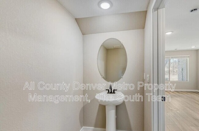 Building Photo - 15312 W 69th Dr
