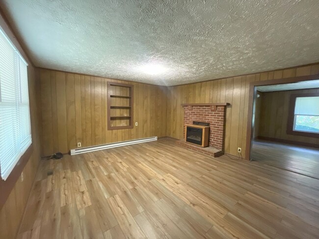 Building Photo - 5350 NC-194