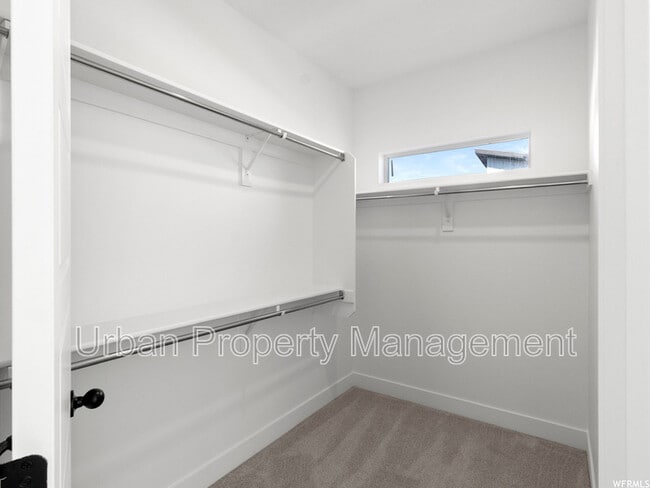 Building Photo - 143 E Verdon Ct