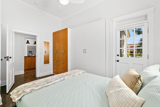 Building Photo - 17 Old Mission Ave