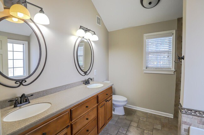 Building Photo - 3 Bedroom 2.5 Bath home in Martinez