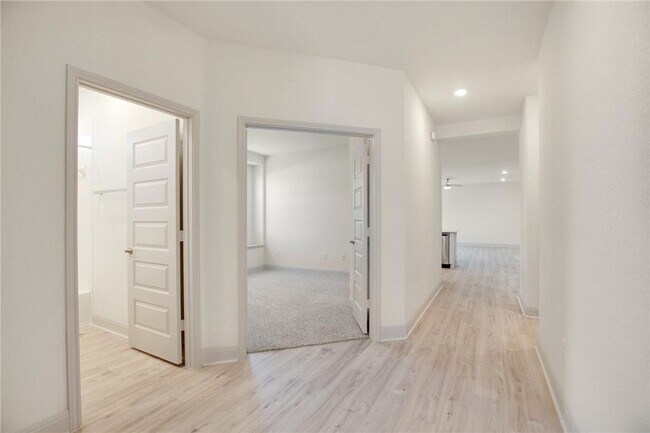 Building Photo - 18021 Civorno Dr