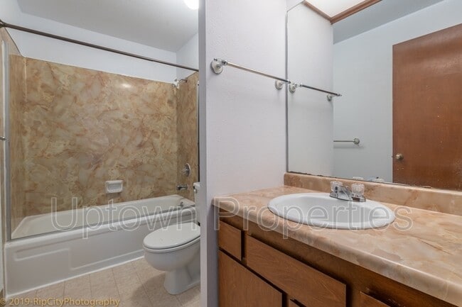 Building Photo - 254 Cervantes Cir