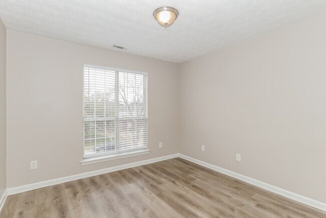 Building Photo - 4001 Imperial Ln