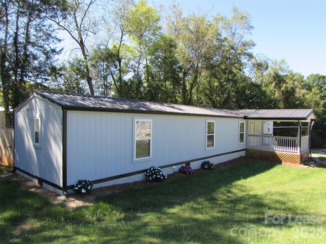 Building Photo - 182 Dry Dock Loop
