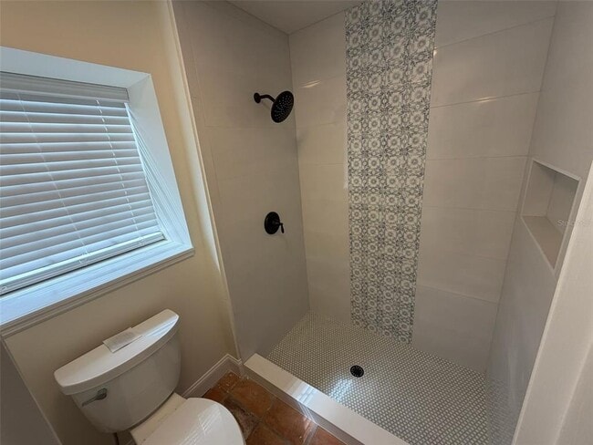 Building Photo - 990 Campello St