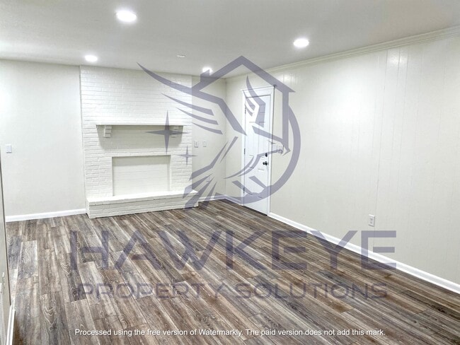 Building Photo - 2033 Dunbarton Way