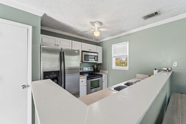 Building Photo - 109 Dry Dock Ct