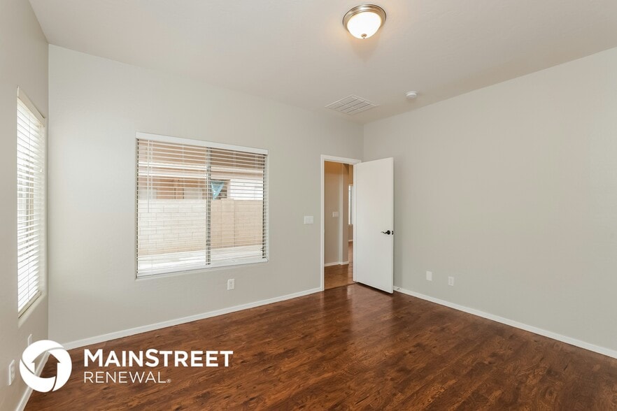 Building Photo - 12914 W Rosewood Dr