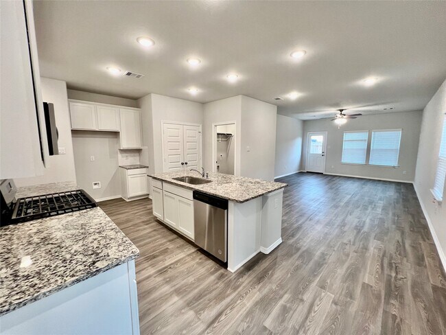 Building Photo - 23223 Spring Genesis Ln