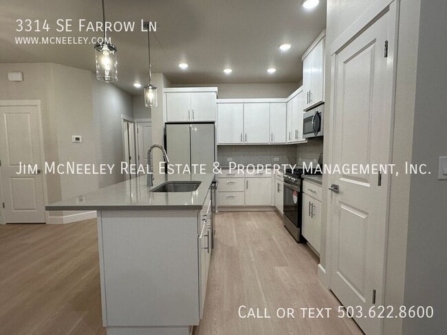Building Photo - 3314 SE Farrow Ln