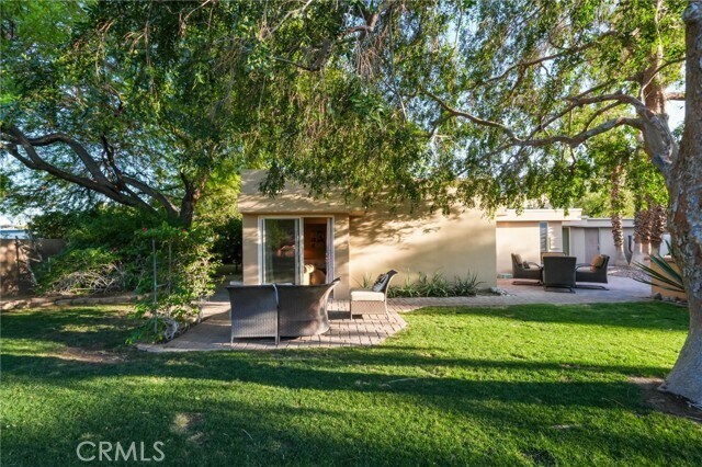 Building Photo - 576 E Desert Holly Cir