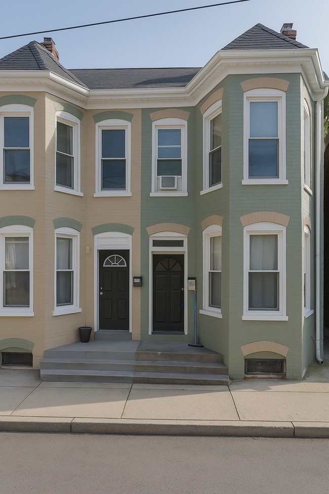 Building Photo - Charming 2-Bedroom Apartment with Spacious...