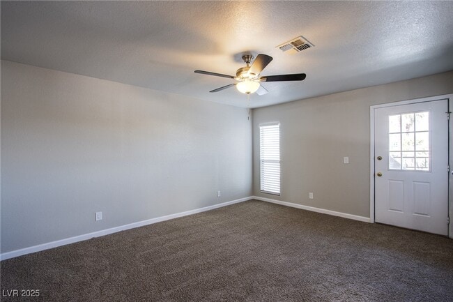 Building Photo - 3749 Carlyle Dr