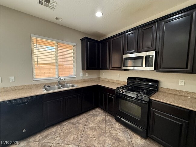 Building Photo - 4512 Simple Promise Ct