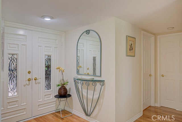 Building Photo - 5510 Paseo Del Lago W