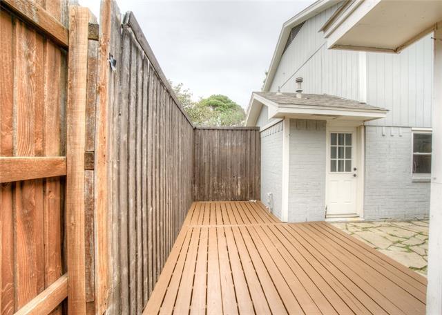 Building Photo - 3112 Kingston Dr