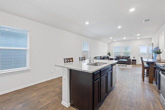 Building Photo - 269 Frogmore Lp