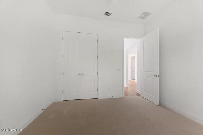 Building Photo - 28 Stansbury Ln