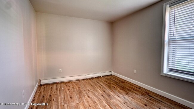 Building Photo - 80 Yeoman St