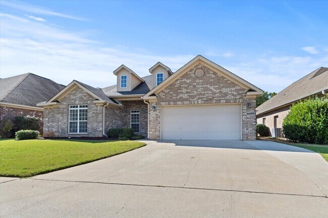 Building Photo - 6608 Lizzie Ln SE