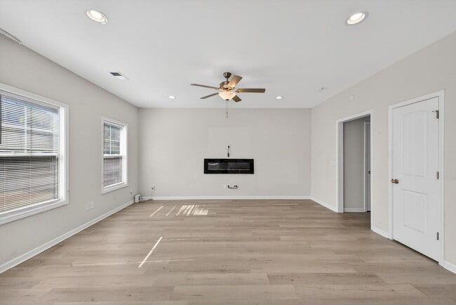 Building Photo - 4119 Thimbleberry Dr