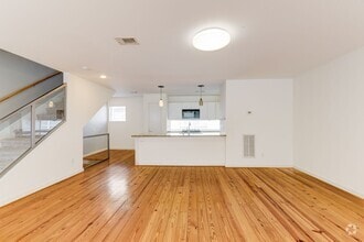 Building Photo - Modern Townhome In The Heart Of Midtown!