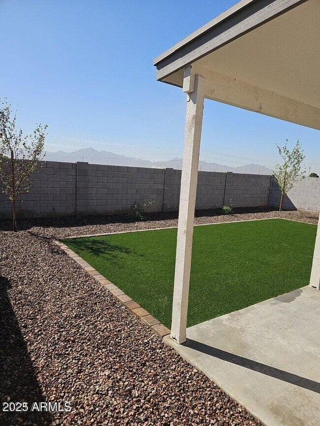 Building Photo - 8419 W Encinas Ln